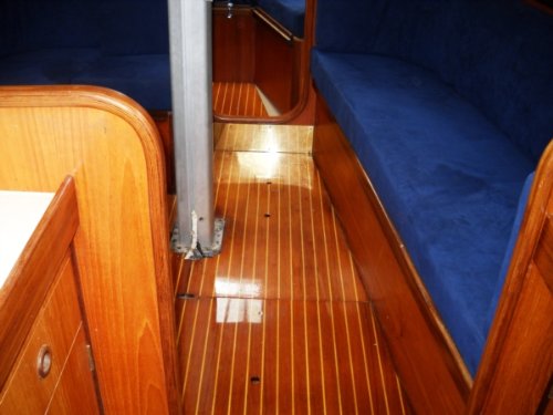 Ronseal Yvg500 500ml Exterior Yacht Varnish Gloss